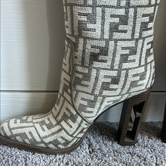 Fendi Logo-Jacquard Chenille Knee Boots - Picture 3 of 7